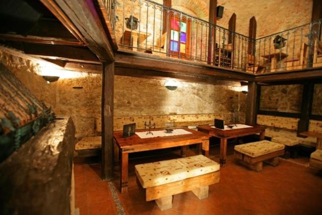 Chateau Hotel 3*