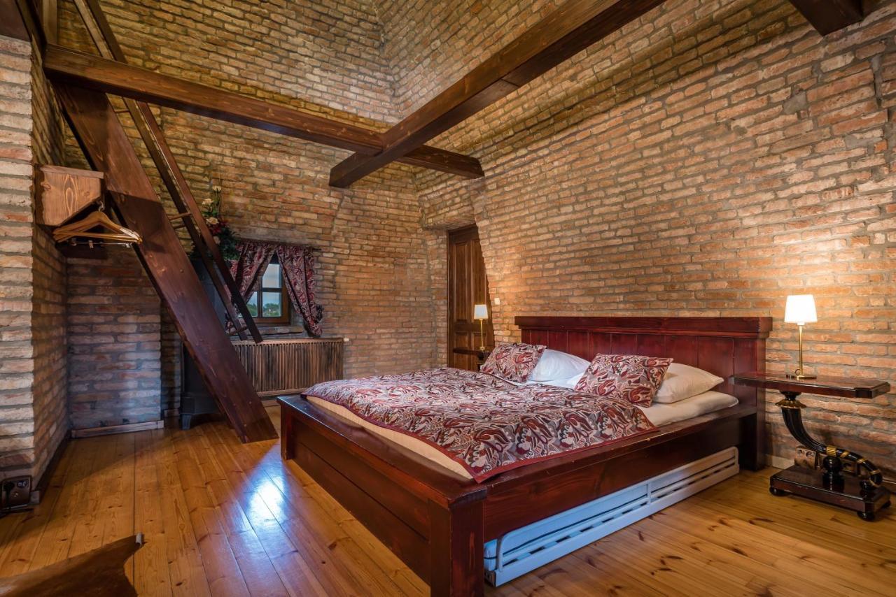 Hotel Chateau