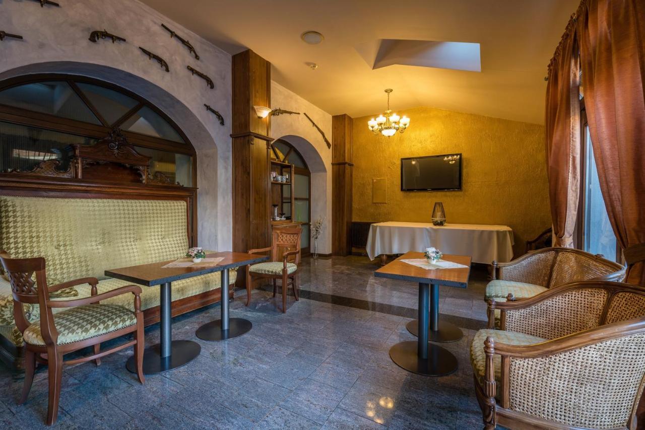 Chateau Hotel