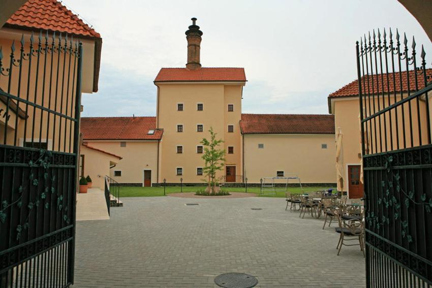Chateau 3* Krakovany