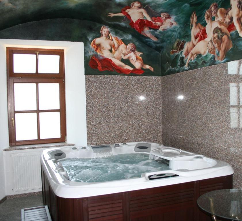 Hotel Chateau 3*